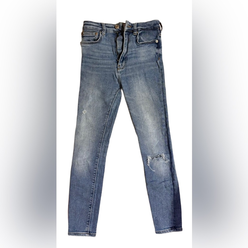 Zara Women’s Distressed Skinny Jeans